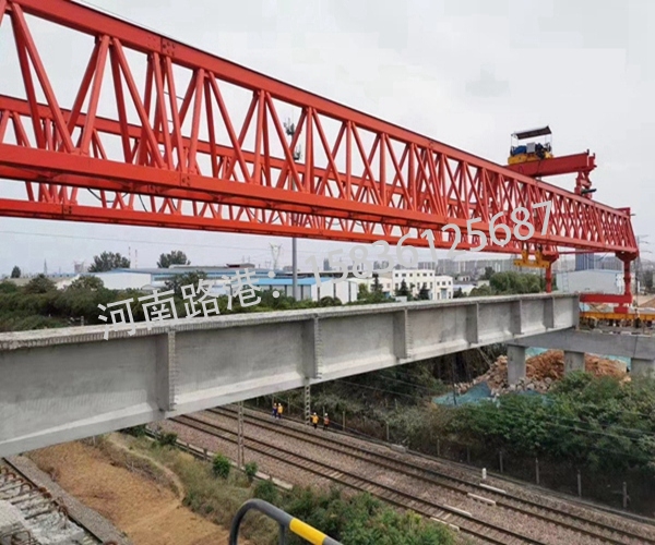 湖北神农架500吨架桥机