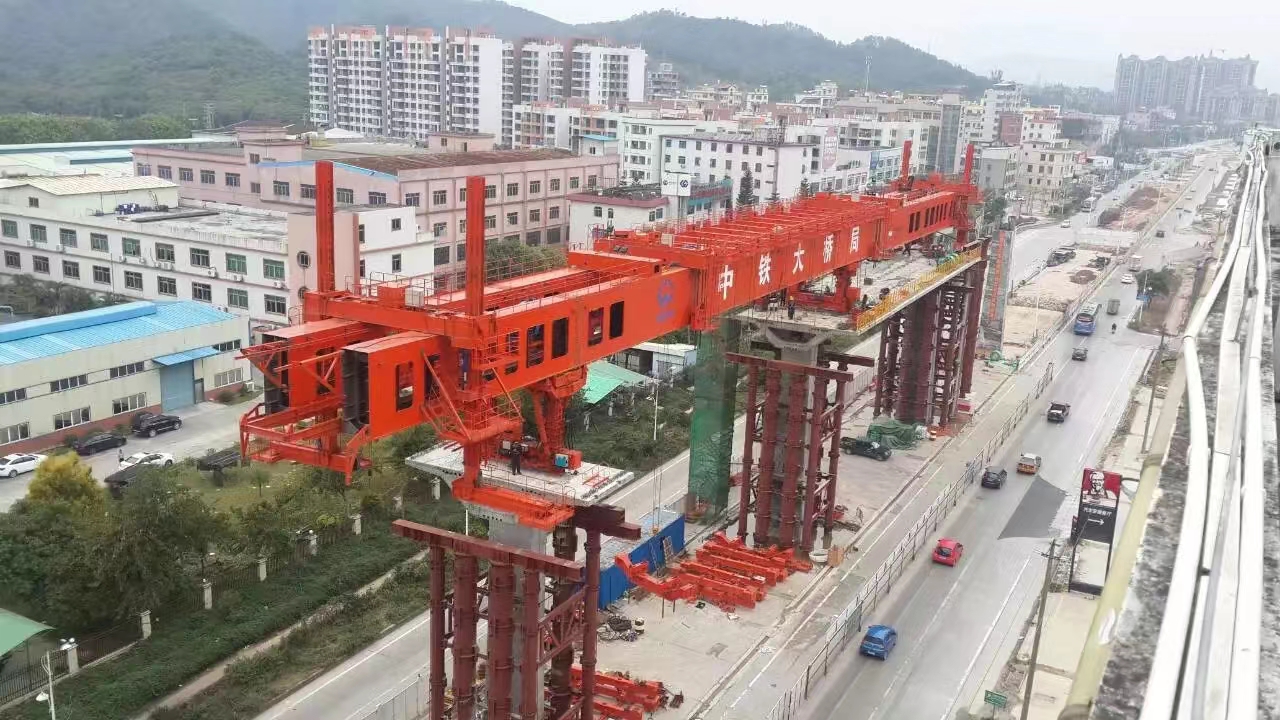 本溪架桥机出租厂家 接口拼接方式