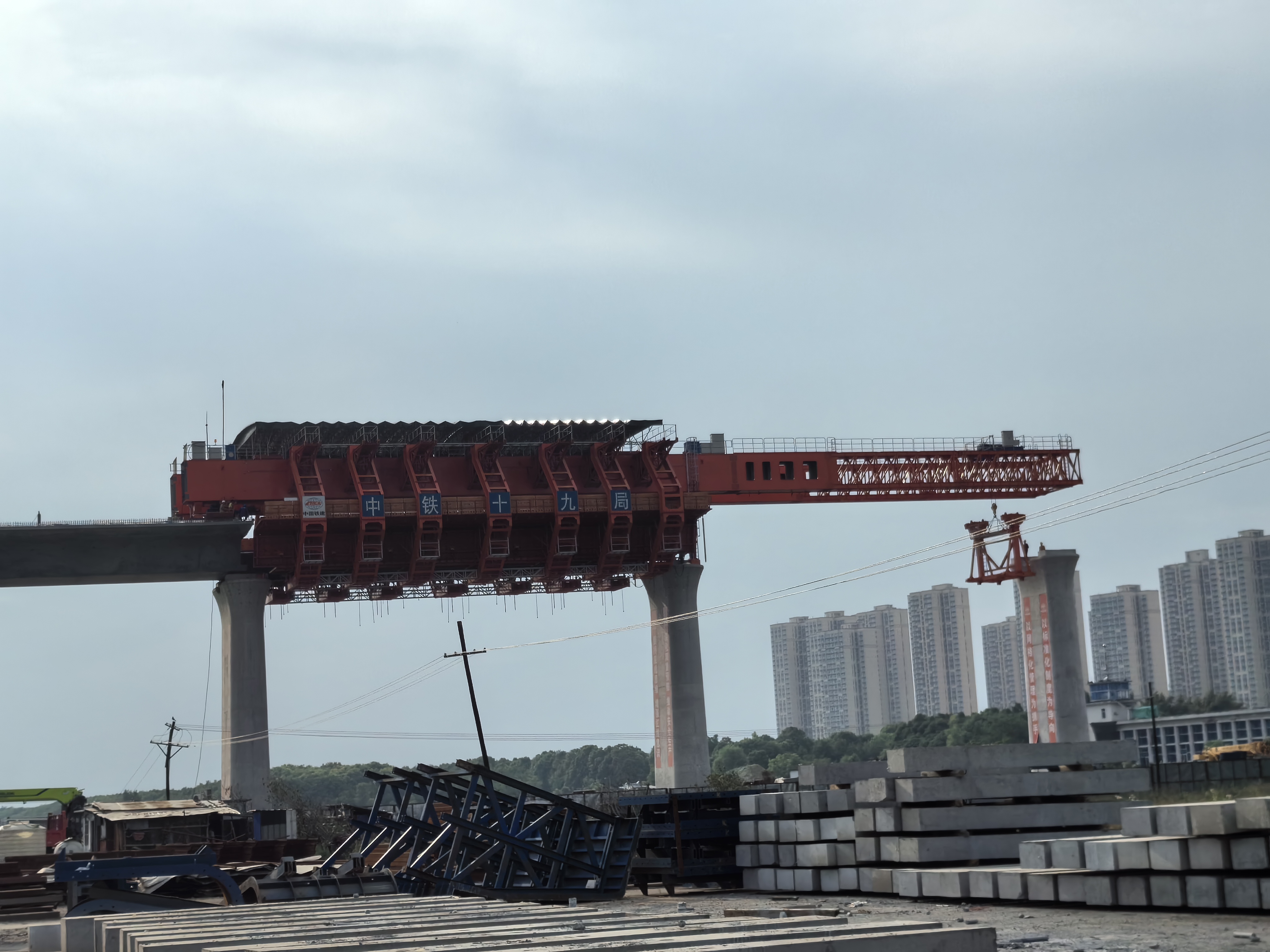 海南三亚移动模架厂家 单主梁模架支腿垫板沉降成因与处置措施